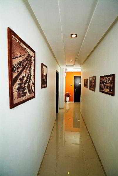 Chateau Windsor - Marine Drive होटल 3*